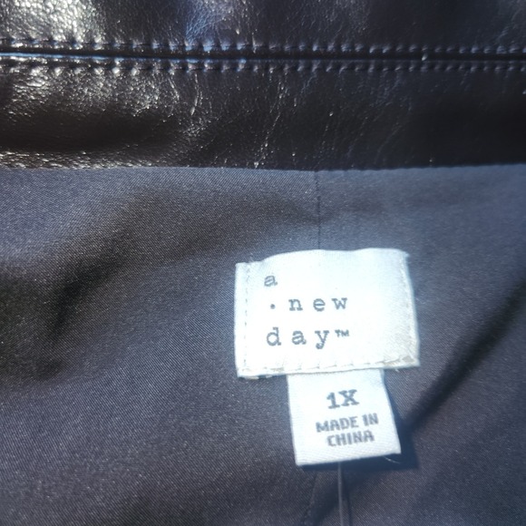 A‎ New Day Faux Leather Jacket Brown Button Front Blazer 1X - Picture 5 of 12